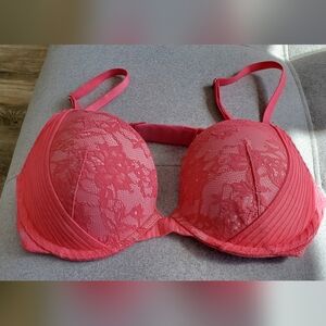 Victoria's Secret Lace Push-Up Bra - Pink
